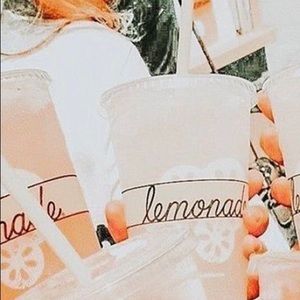 Meet your Posher, Jocelyn